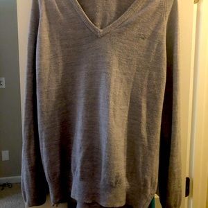 Dior sweater perfect for spring lightweight